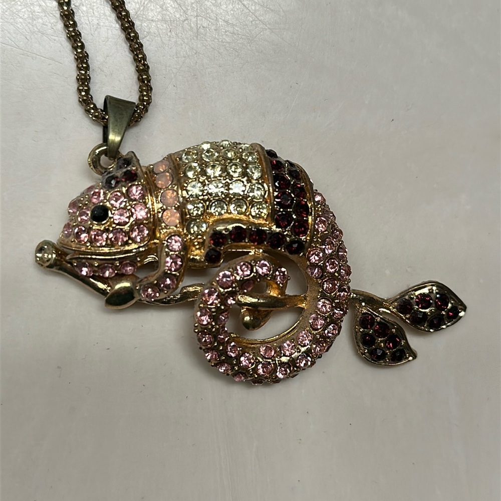 Betsey Johnson Multicolor Chameleon charm/pendant